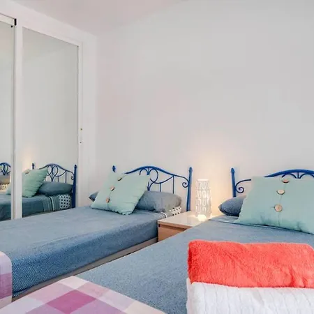 Lejlighed 021 - Wonderful Beachfront With Stunning Sea Views *