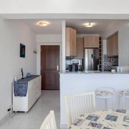 021 - Wonderful Beachfront With Stunning Sea Views Lejlighed *