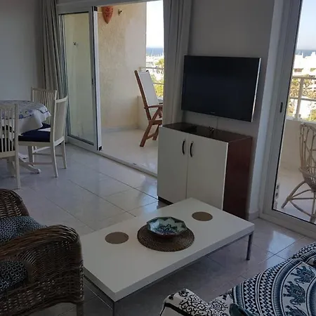 Lejlighed 021 - Wonderful Beachfront With Stunning Sea Views