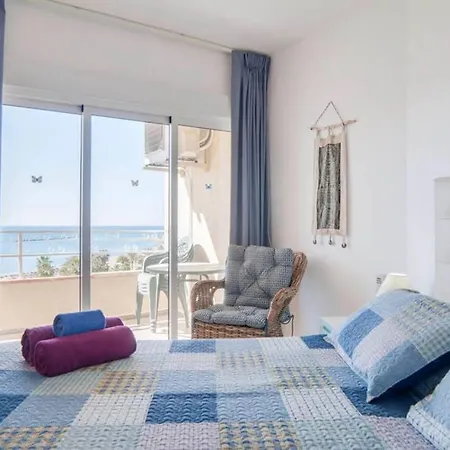 021 - Wonderful Beachfront With Stunning Sea Views Benalmádena